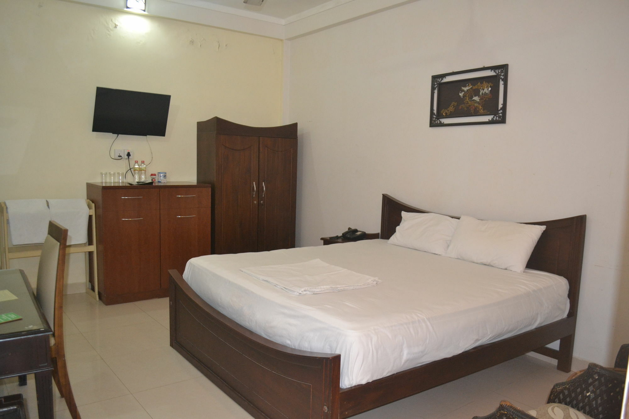 Green Grass Hotel&Restaurant Jaffna Exterior foto