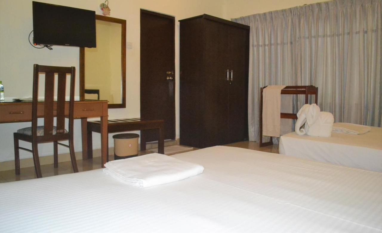 Green Grass Hotel&Restaurant Jaffna Exterior foto